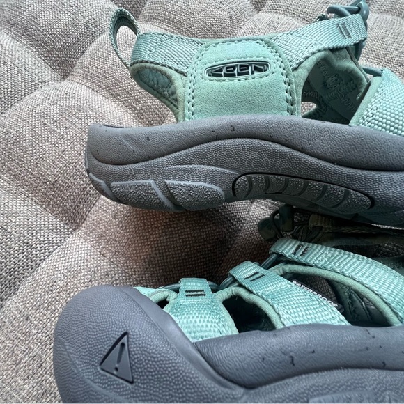 Women’s Keen Sandals - Picture 10 of 13